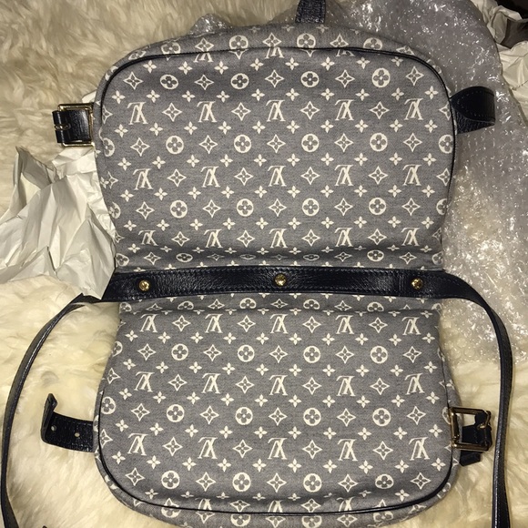 Louis Vuitton Navy Mini Lin Saumur Crossbody Bag - Picture 14 of 14